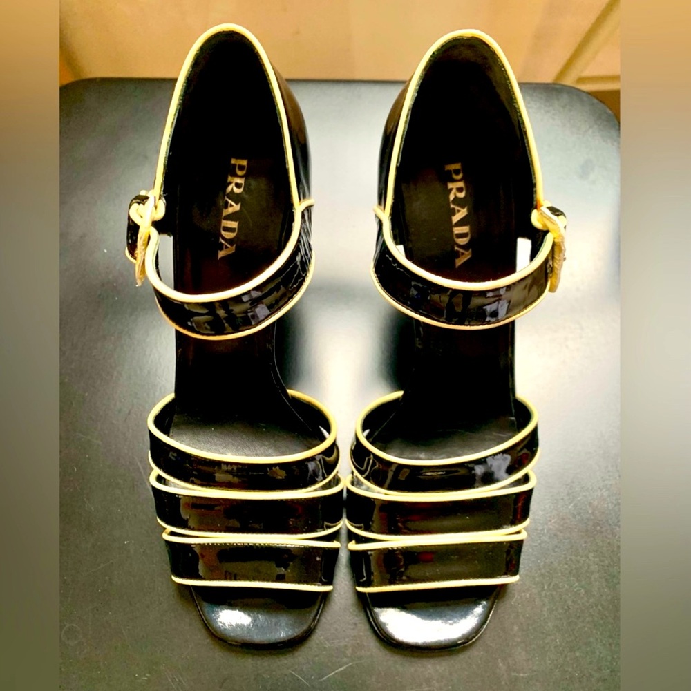 Prada Black Women's Heels - Picture 5 of 11